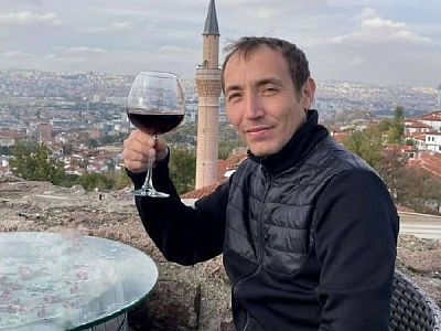 Мятежный депутат попросил заменить его в комитете на новолюда