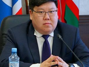 «Жопе» главного архитектора Якутска потребовалось дорогое авто?