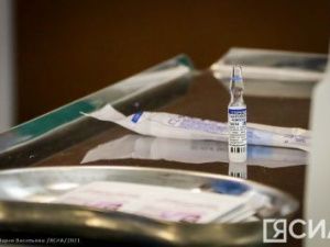 В Якутии от коронавируса привились 73,74% взрослого населения