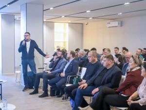 «Железные дороги Якутии» обсудили с предпринимателями логистику и северный завоз