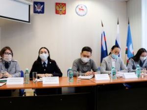 Сотрудники УФСИН совместно с представителями МВД и других органов системы профилактики правонарушений несовершеннолетних обсудили их занятость в летний период