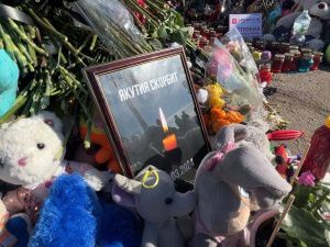 Айсен Николаев почтил память жертв теракта в «Крокус Сити Холле»