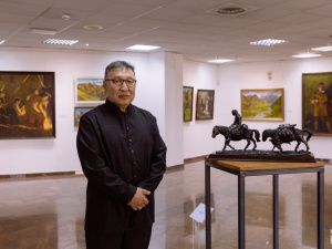 В Якутске открылась персональная выставка Федота Макарова «Рождение смыслов»