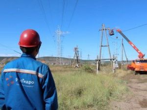 Главное: Энергетики ЦЭС ведут капитальный ремонт сетей в Якутске