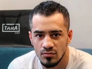 Азербайджанского бойца лишили гражданства России за оскорбления