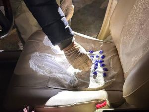 В Якутске на Покровском тракте полиция задержала двух студентов за попытку сбыта около 1 кг гашиша