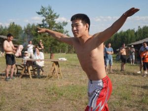 Буряты Якутска провели Сурхарбан