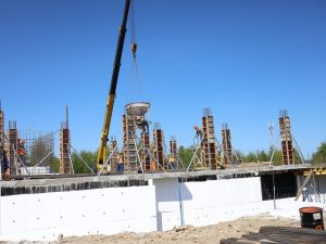 До конца года 3 многоквартирных дома введут в поселке Чульман взамен аварийных