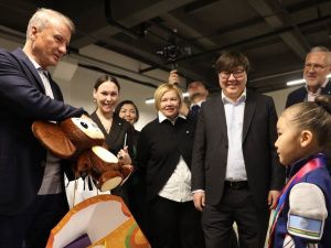 Глава Сбербанка ознакомился с проектами резидентов креативного кластера «Квартал труда» в Якутске