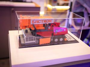 Фоторепортаж с первого дня ВЭФ-2023: улица Дальнего Востока и культурная программа