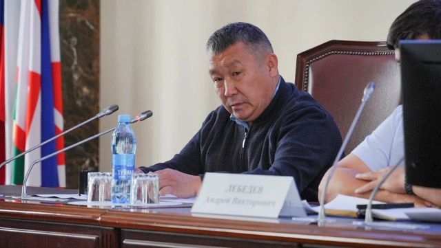 Дмитрий Садовников провел заседание комиссии по чрезвычайным ситуациям по вопросу подготовки к выборам
