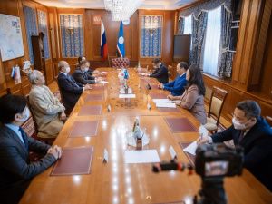 Айсен Николаев встретился с Административным директором Японского комитета по содействию Республике Саха (Якутия) г-ном Акио Сатомура