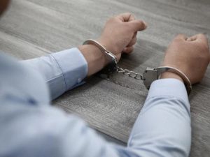 В Вилюйске с проникающим ножевым ранением госпитализирован мужчина