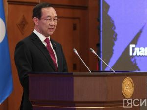 Глава Якутии поручил увеличить надбавки молодым педагогам в 2024 году