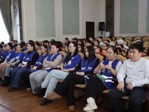 Евгений Григорьев встретился со студентами Якутского медицинского колледжа