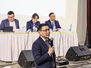 В селе Хатассы в Якутии приняли отчет правительства по итогам работы за 2023 год