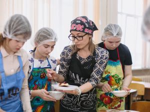 Новая серия уроков от «Пятёрочки» научит школьников здоровому питанию