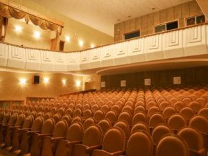 В Якутии в связи с ковидом ограничено проведение культурных мероприятий. Театры переносят спектакли