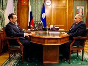 Айсен Николаев принял главу Усть-Майского района Александра Азарова