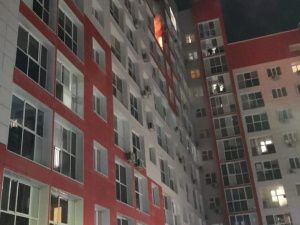 Неосторожное обращение с огнем стало причиной пожара в 203 микрорайоне Якутска