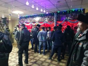 «У нас появилась полиция нравов?» Рейды общественников «Үс түмсүү» по клубам вызвали неоднозначную реакцию