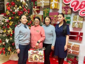 Сотрудниками уголовно-исполнительной инспекции УФСИН организован сбор помощи детям, проходящим лечение в онкологическом отделении в Якутске