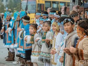 Афанасий Владимиров поздравил коренные народы республики с праздником