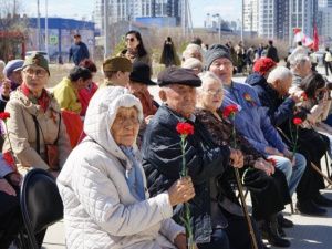 Альберт Семенов встретился с ветеранами тыла и детьми войны