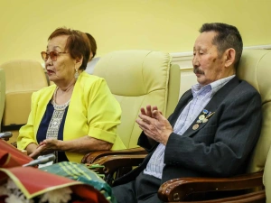 В Якутске презентовали  8-ой выпуск книги «Золотые семьи Якутии»