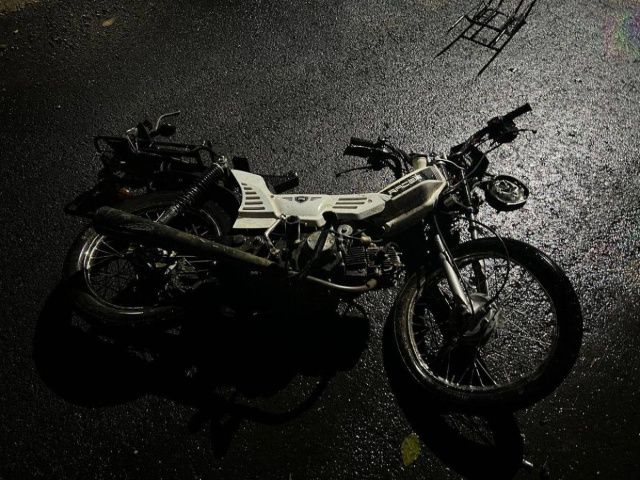 В Алданском районе подросток-мопедист попал в реанимацию после столкновения с автобусом