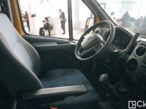 Двадцать новых автобусов передали школам и колледжам в Якутии