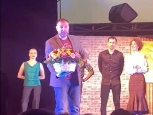 Айсен Николаев поздравил Русский театр имени Пушкина с премьерой