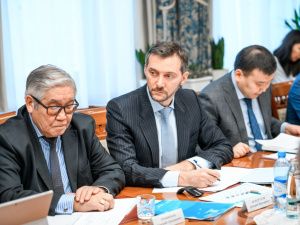 Айсен Николаев рассмотрел итоги деятельности АО АК «Железные дороги Якутии»