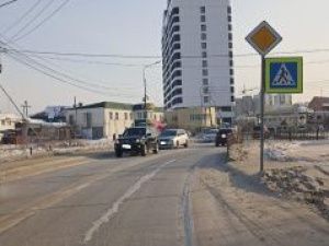 В Оленьке бульдозерист наехал на пенсионера