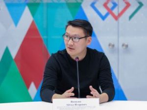 Историк Айтал Яковлев: Айсен Николаев в ходе прямого эфира ответил на все вопросы, волнующие якутян