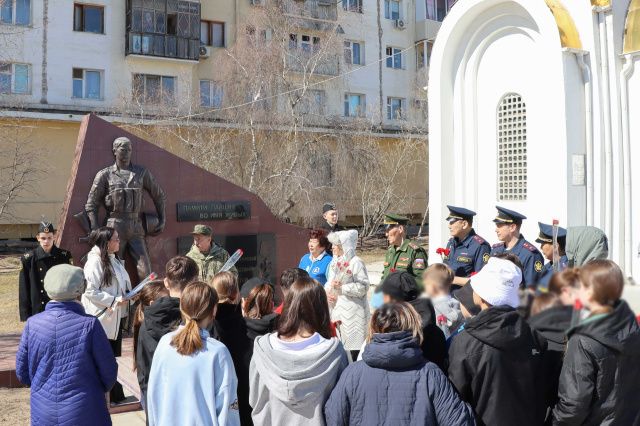 Сотрудники отдела по конвоированию УФСИН, «серебряные» волонтеры и дети из школы-интерната отметили юбилей проекта «Наставничество и дети»