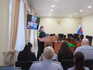 В УФСИН выступил представитель Управления Госавтоинспекции МВД региона 