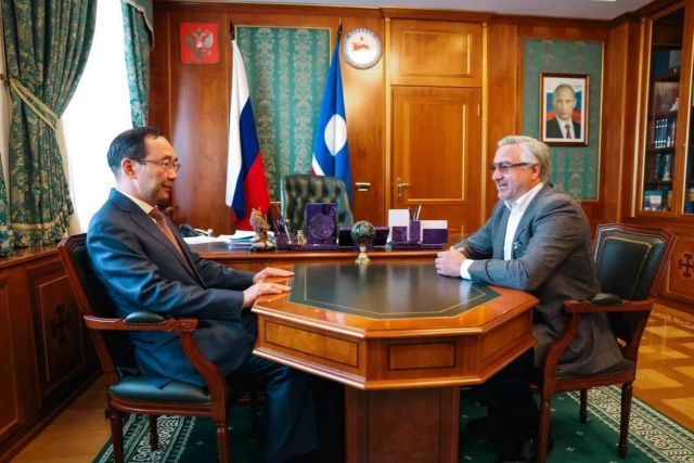 Глава Якутии провел рабочую встречу с зампредом Правительства Республики Татарстан