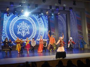 «Гулун» собрал друзей