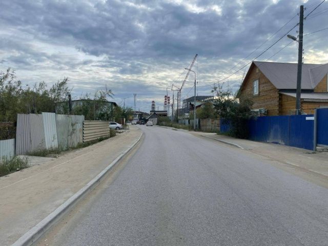 В Якутске 9-летний ребенок попал под колеса машины