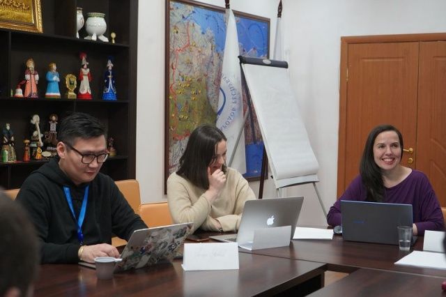 Круглый стол по проблемам молодых мигрантов 