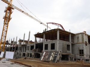 Айсен Николаев: Никогда в Якутске одновременно не строилось столько зданий школ