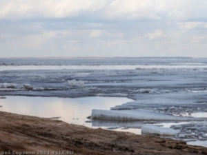 Когда пройдет ледоход в Якутске и чего от него ждет мэр?