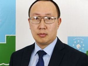 Огромная зарплата председателя мирнинских депутатов: Комментарий Георгия Башарина