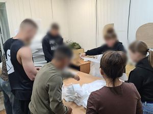 Сотрудники исправительного центра и осужденные к принудительным работам в Ленске оказывают добровольную помощь участникам специальной военной операции