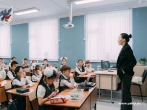 Премия лучшим педагогом якутского языка учреждена в Якутске