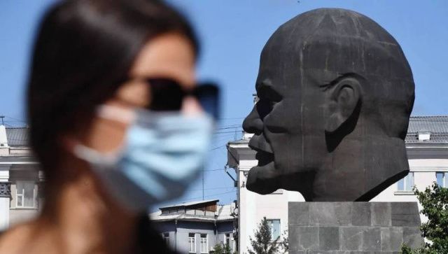 Бурятия уходит на карантин. Республика первой из регионов полностью закрывает торговлю и общепит