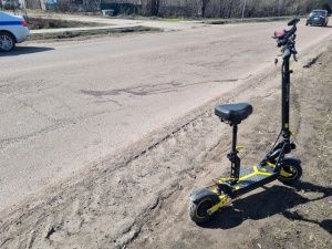 В Нерюнгринском районе Якутии погиб 44-летний водитель электросамоката