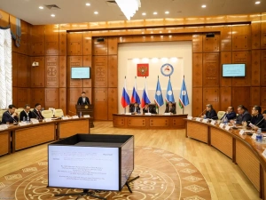 В Якутии отмечают 130-летие Платона Ойунского