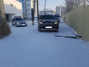 Меломан на «Инфинити» сбил женщину, не заметив этого